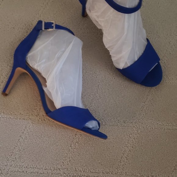 Evening dress - Picture 2 of 2